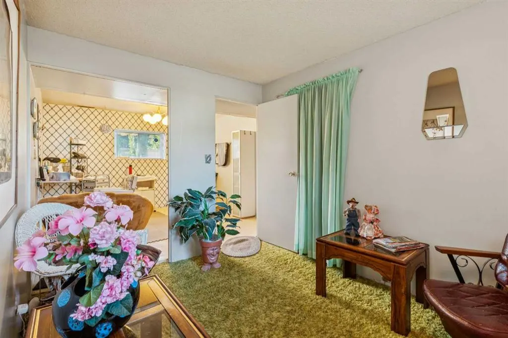 483 Cedarpark Drive SW