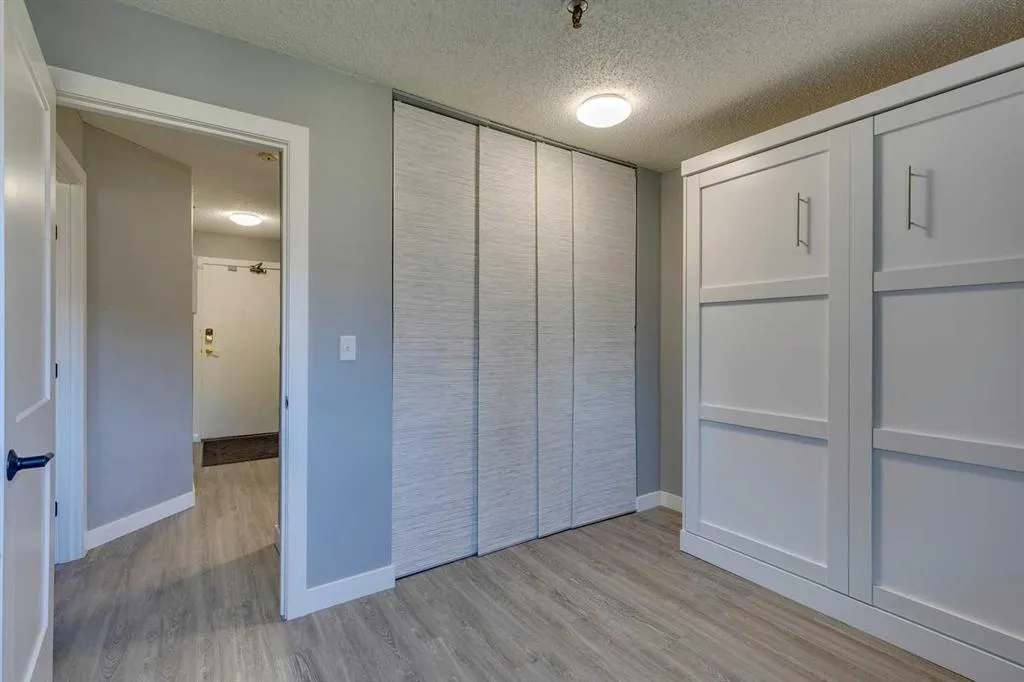 540 18 Avenue SW, #106