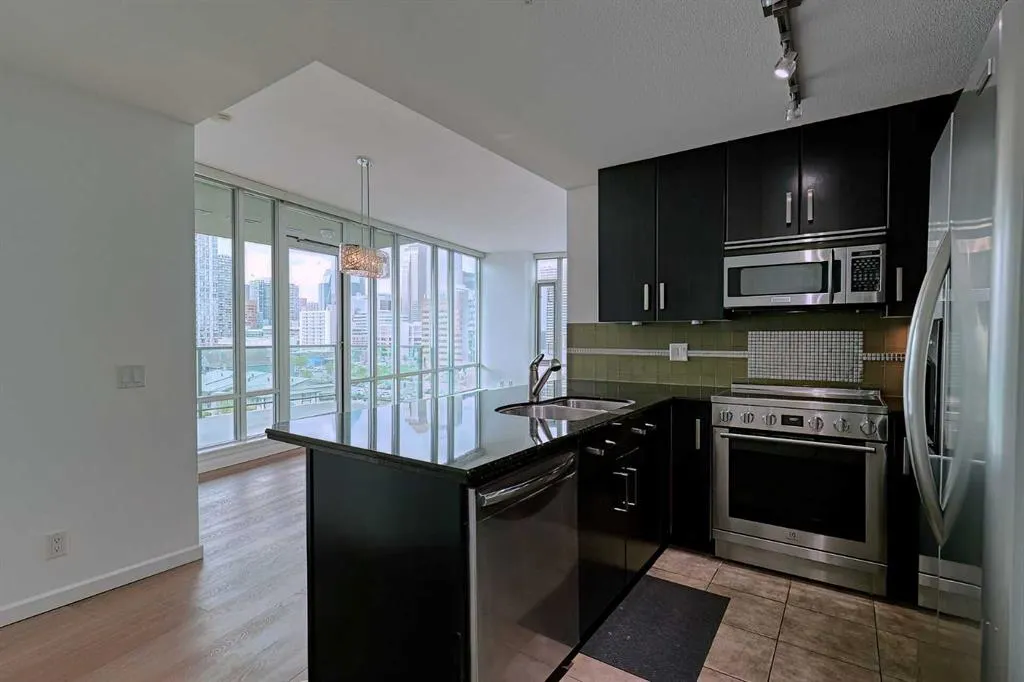 1410 1 Street SE, #601