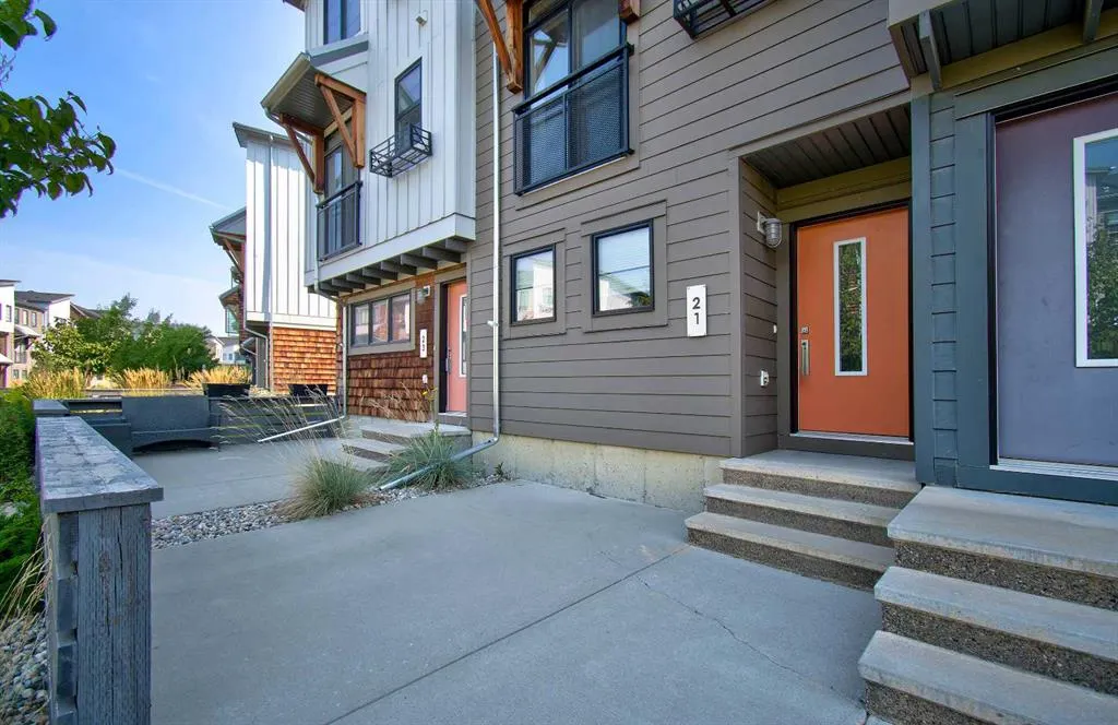 21 Walden Walk SE