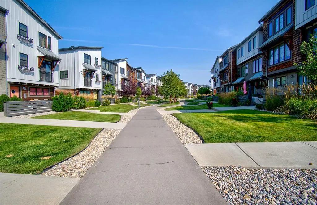 21 Walden Walk SE