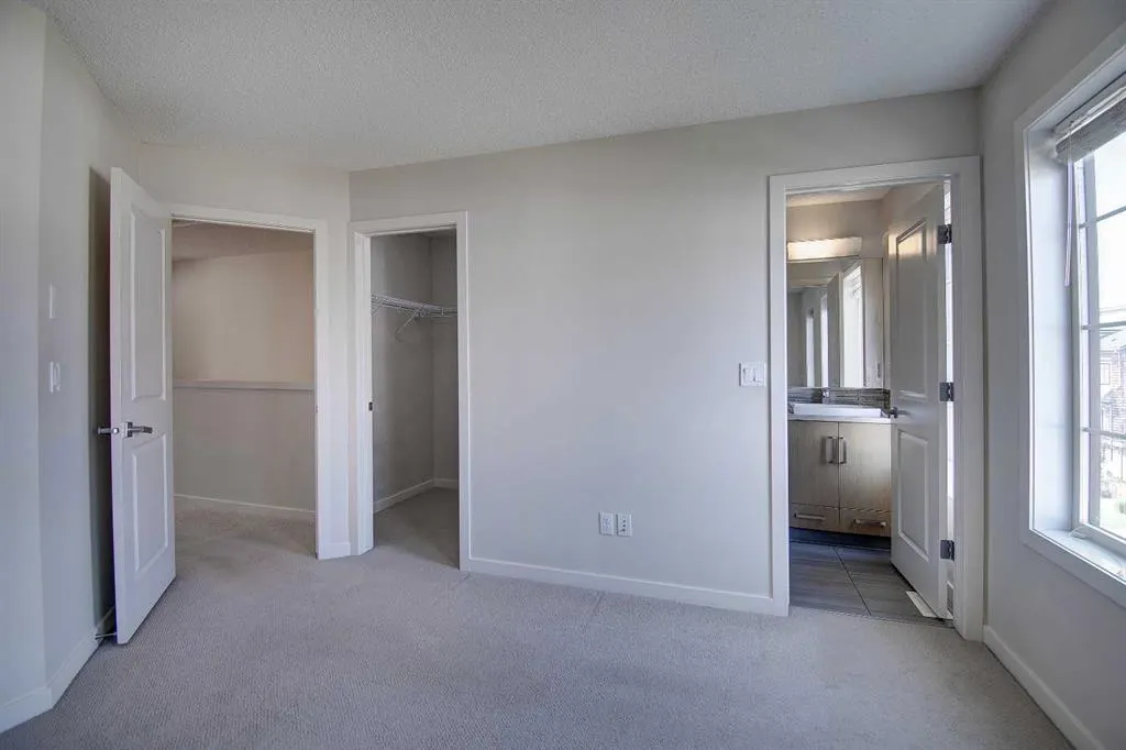 21 Walden Walk SE
