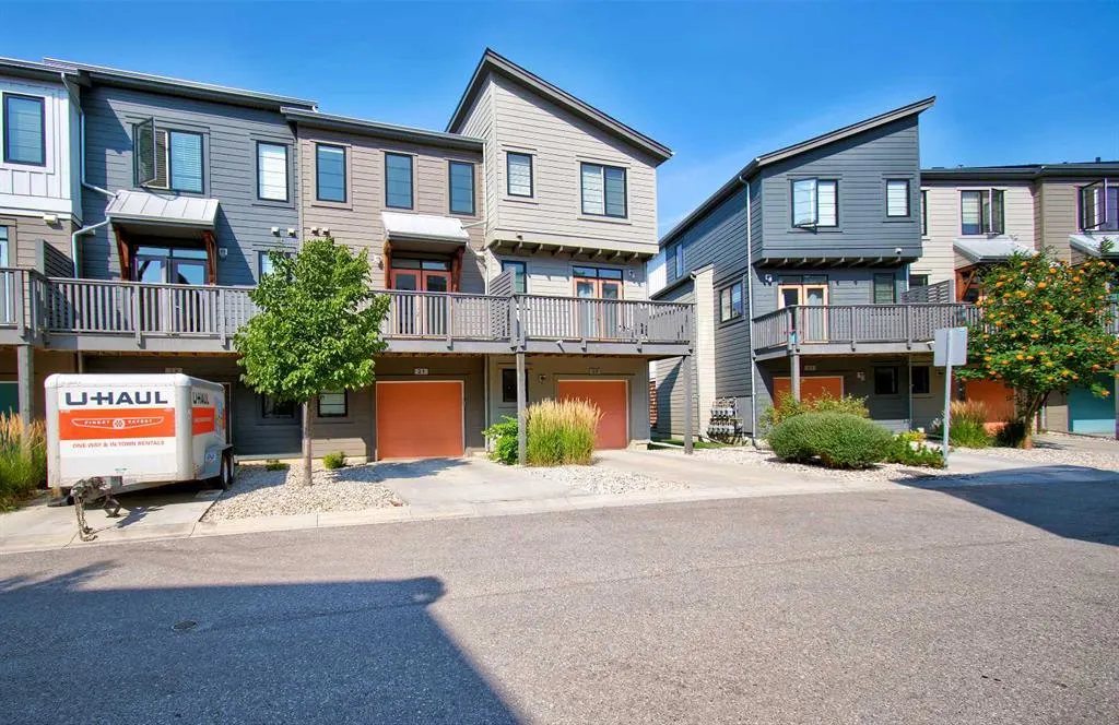 21 Walden Walk SE