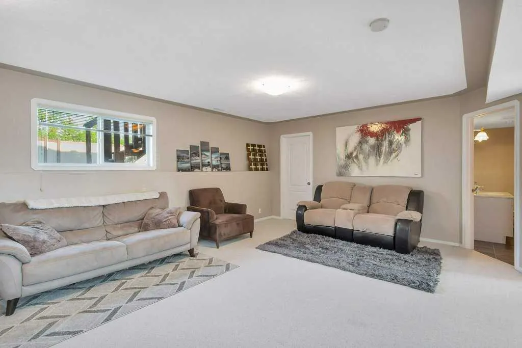 7 Reighley Close