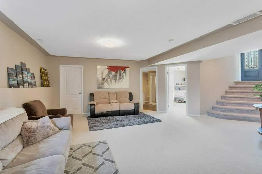 7 Reighley Close