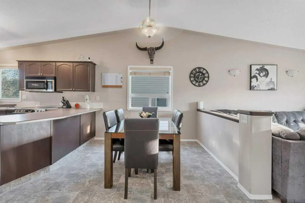 7 Reighley Close