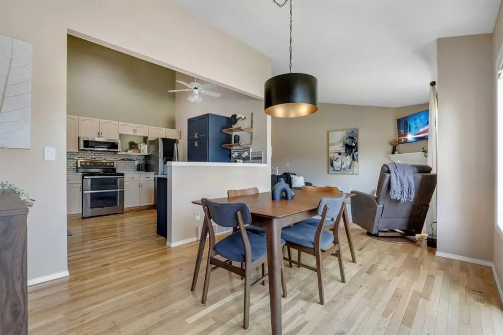 140 Sunlake Gardens SE