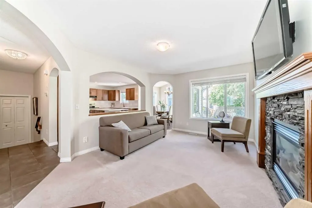 108 Weston Manor SW