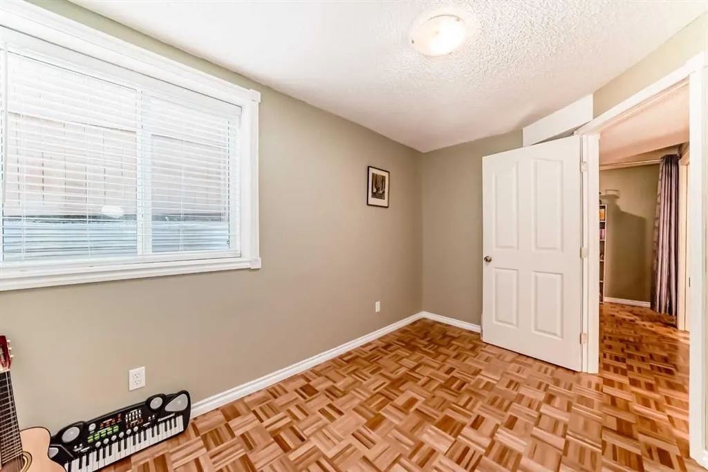 108 Weston Manor SW