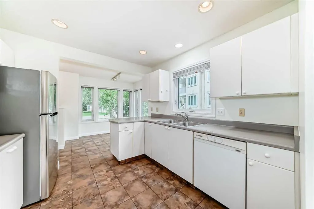 388 Sandarac Drive NW, #111