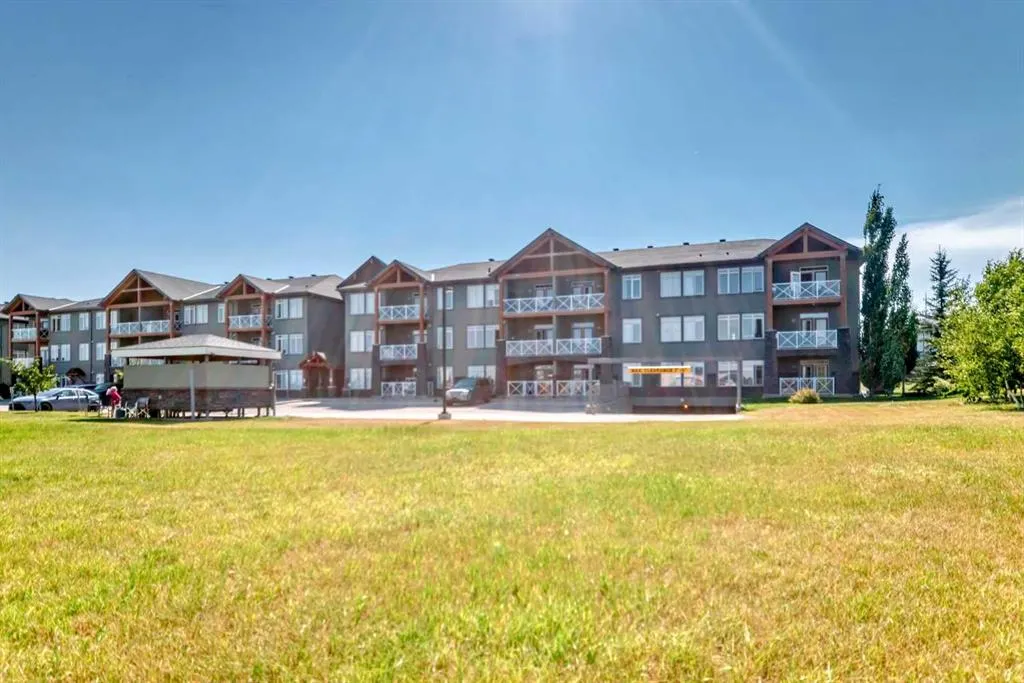 1005A Westmount Drive, #115