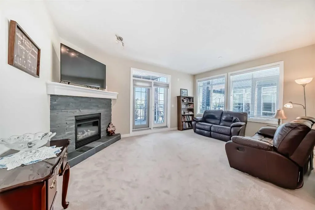 1005A Westmount Drive, #115