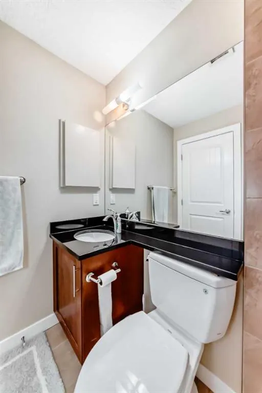 1005A Westmount Drive, #115