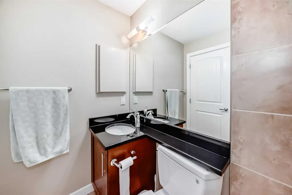 1005A Westmount Drive, #115