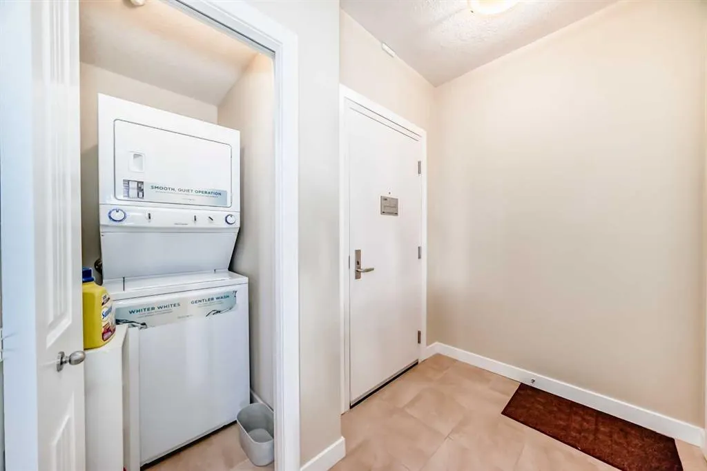 1005A Westmount Drive, #115