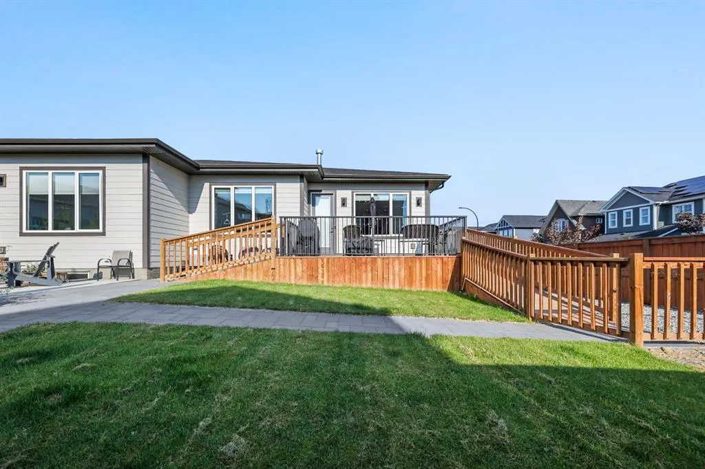 10 Cranbrook Common SE
