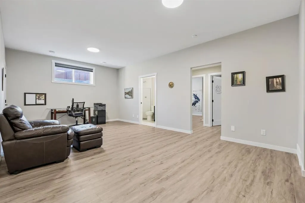 10 Cranbrook Common SE