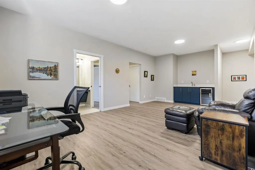 10 Cranbrook Common SE