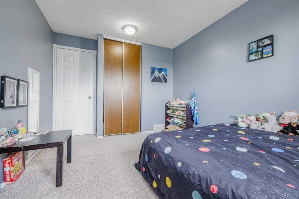 48 Aberdare Way NE