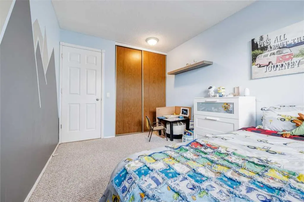 48 Aberdare Way NE
