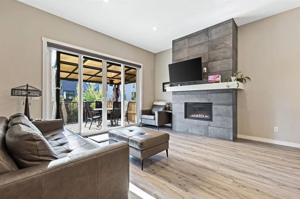 14 Cranbrook Common SE