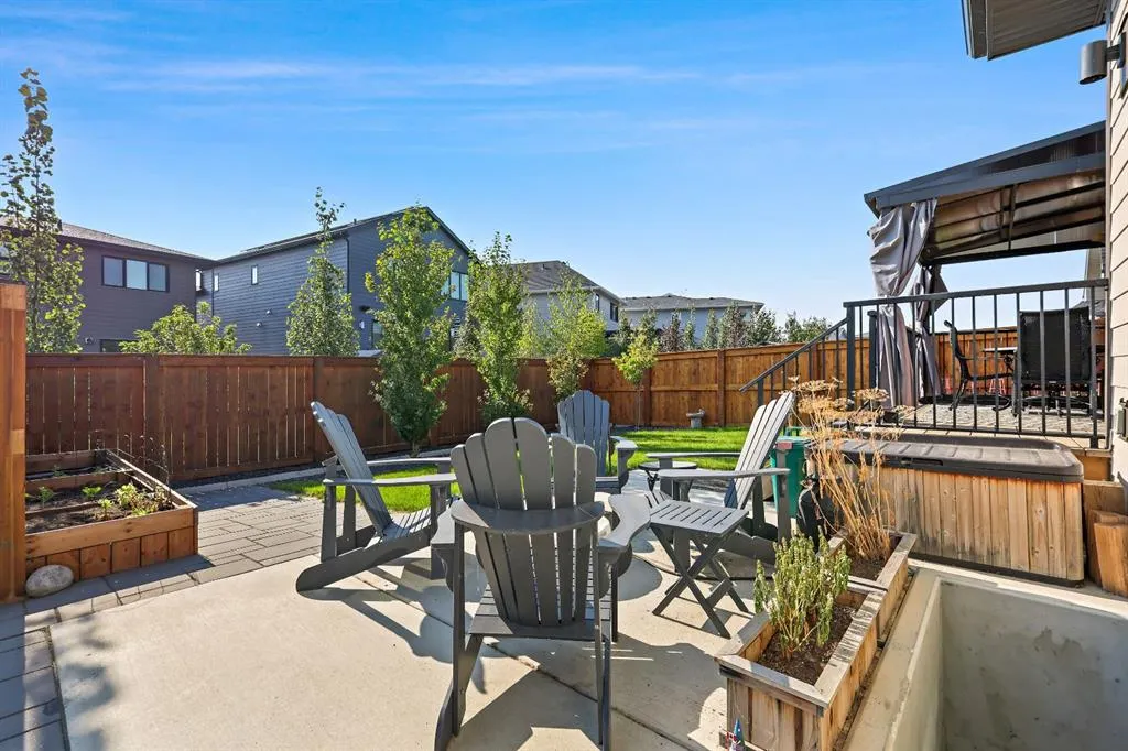 14 Cranbrook Common SE