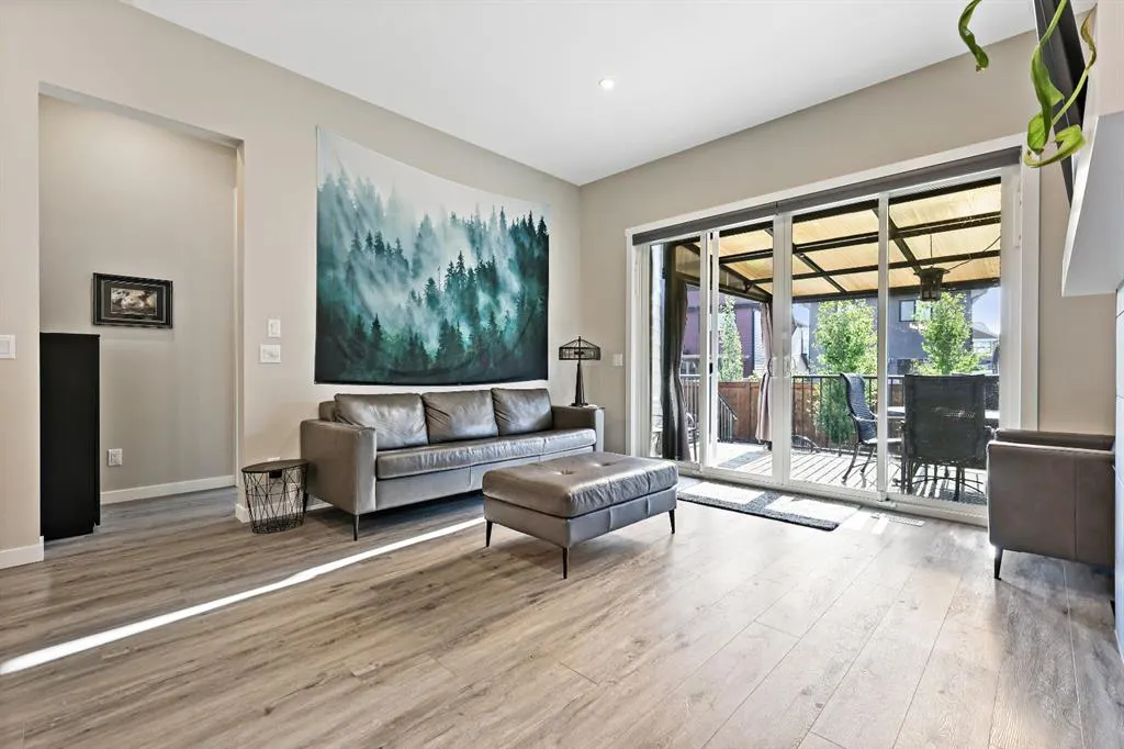 14 Cranbrook Common SE