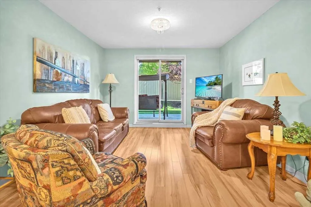 92 Crystal Shores Road, #2110