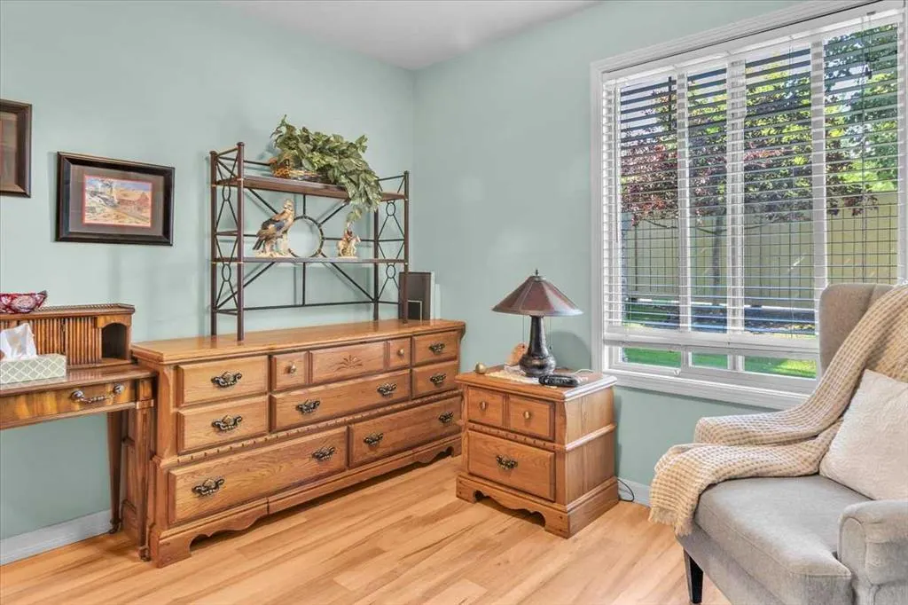 92 Crystal Shores Road, #2110