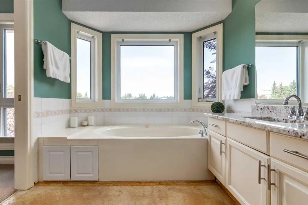 101 Scripps Landing NW