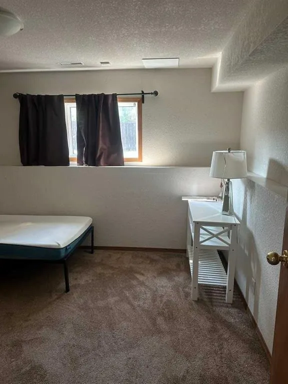 191 Rocky Mountain Boulevard W