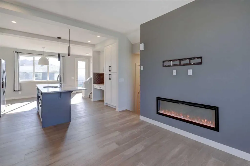 1050 Cobblestone Boulevard SW