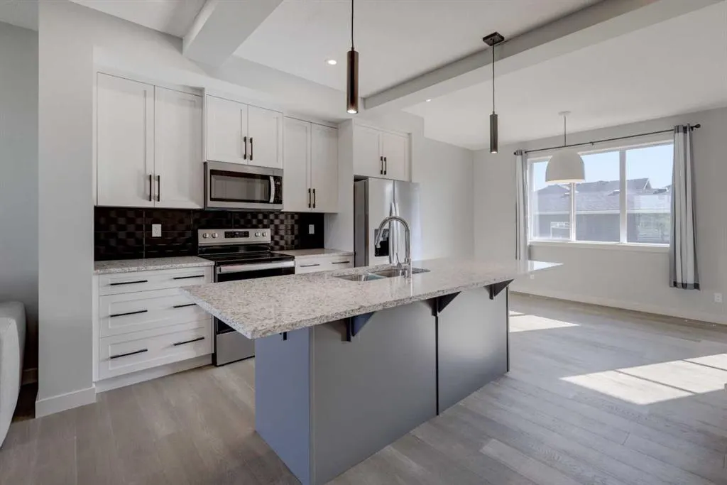 1050 Cobblestone Boulevard SW