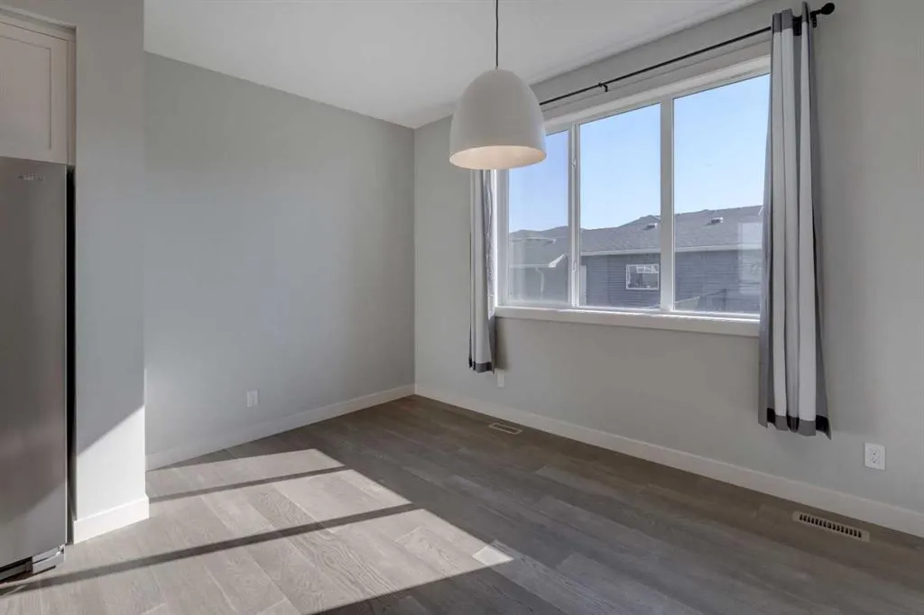 1050 Cobblestone Boulevard SW