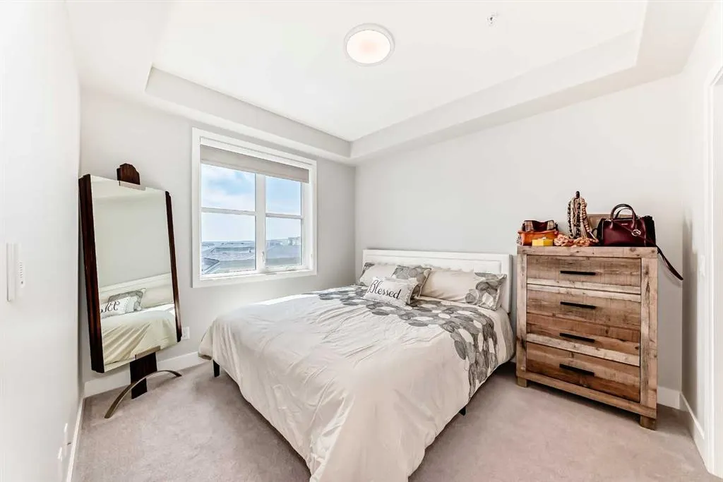 8355 19 Avenue SW, #210