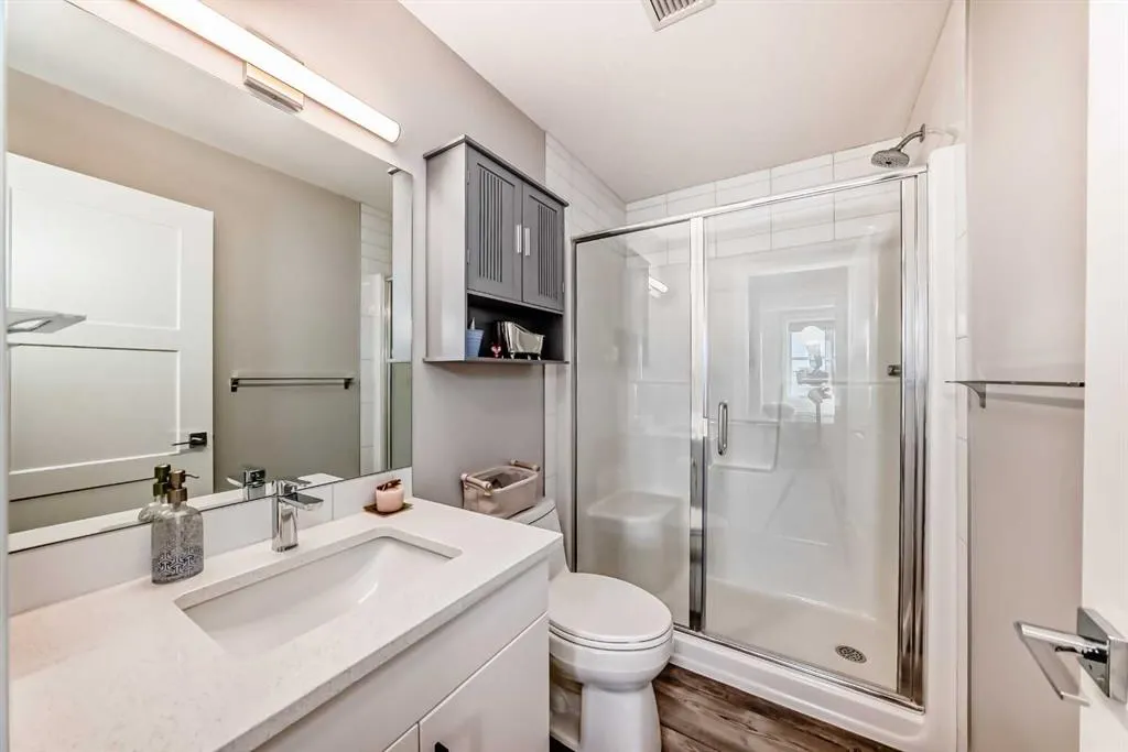 8355 19 Avenue SW, #210