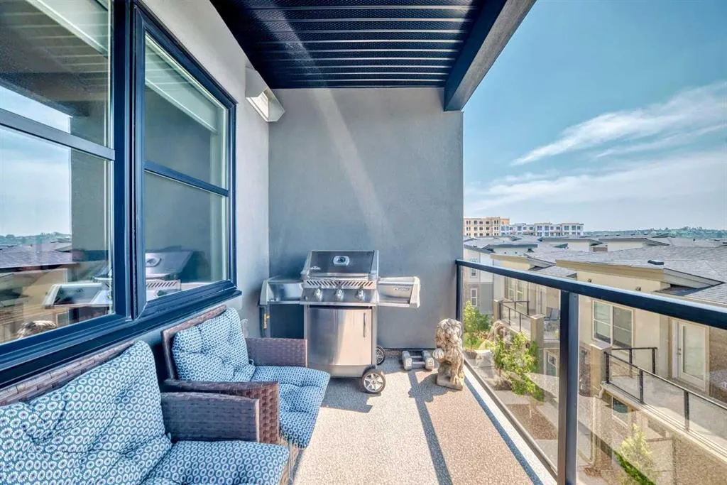 8355 19 Avenue SW, #210