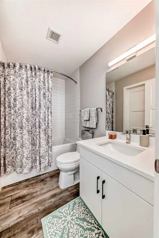 8355 19 Avenue SW, #210