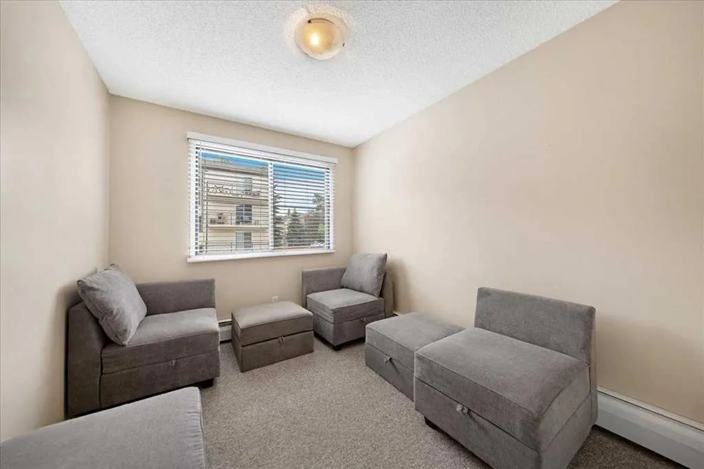 630 57 Avenue SW, #206