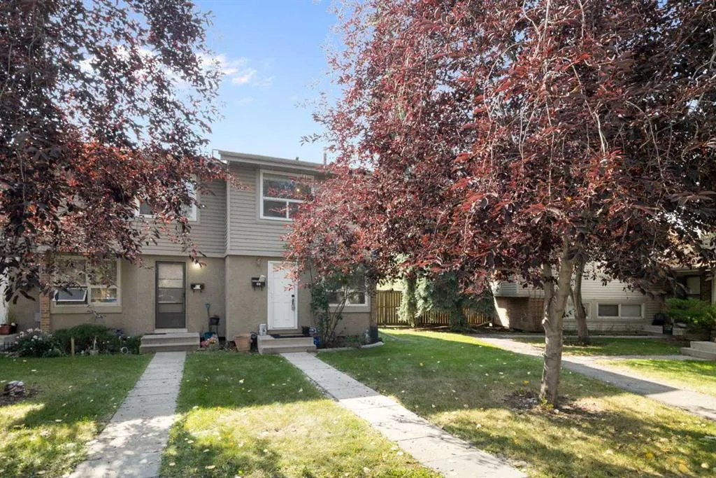 123 Queensland Drive SE, #66