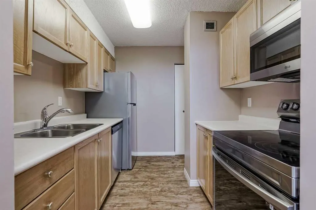 30 Mchugh Court NE, #622