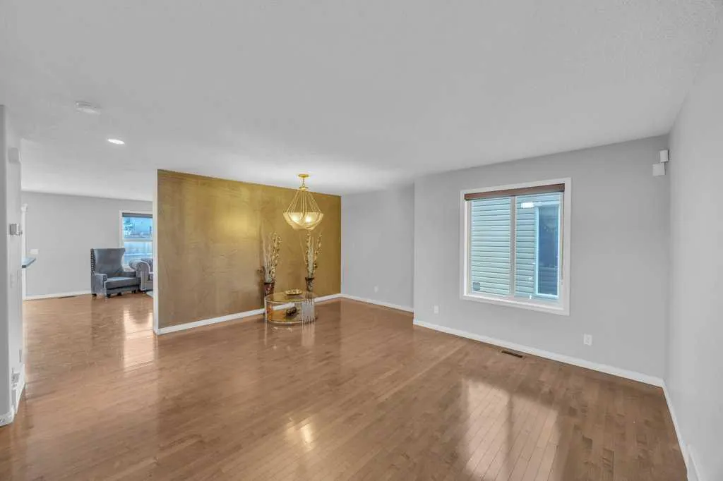 283 Taralake Landing NE