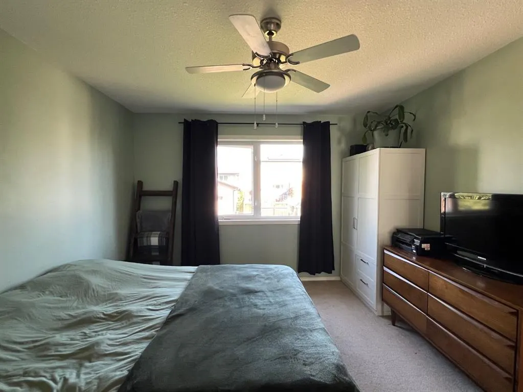 652 Parkside Drive