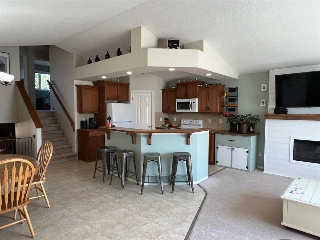 652 Parkside Drive