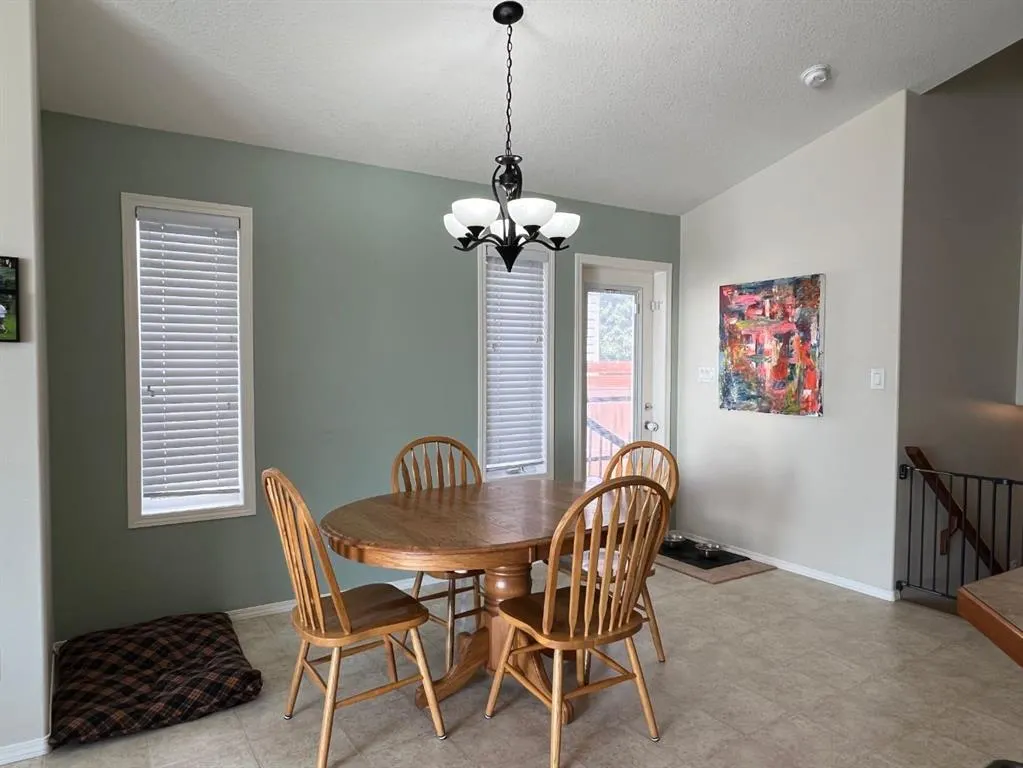 652 Parkside Drive