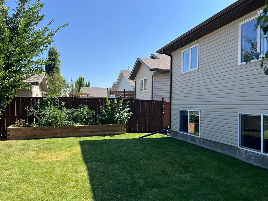 652 Parkside Drive