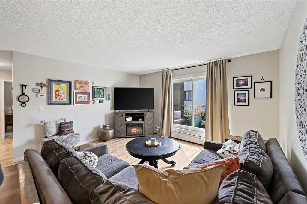 819 4A Street NE, #407