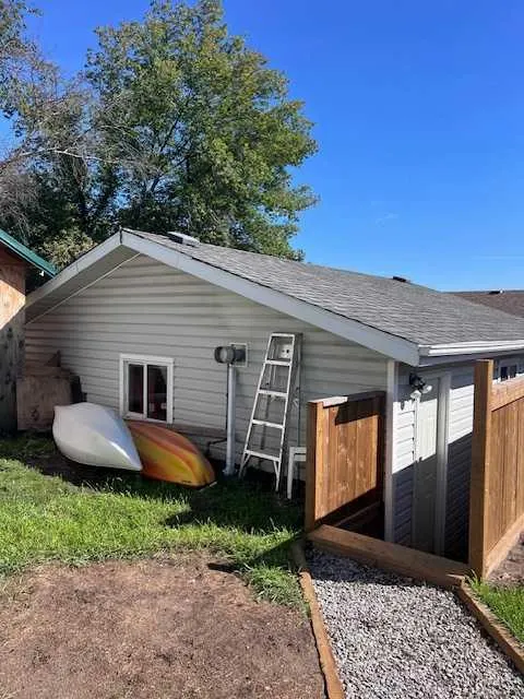 98 Westview Crescent