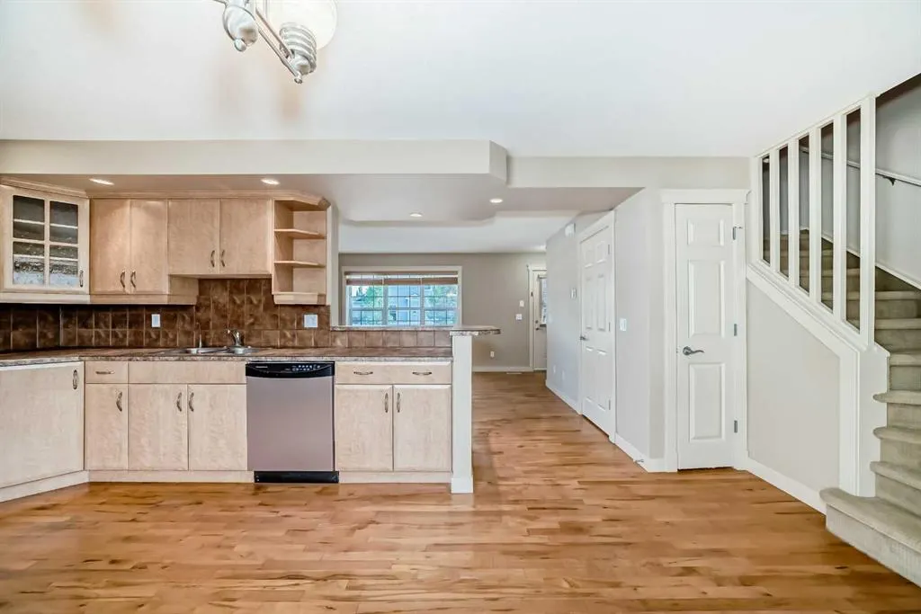 42 Ypres Green SW