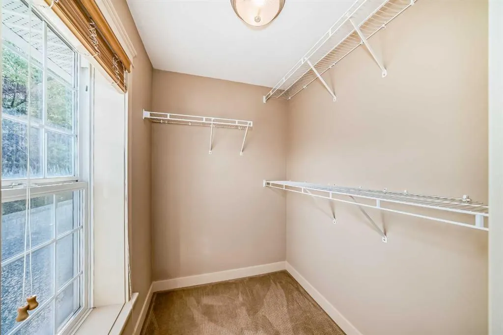 42 Ypres Green SW